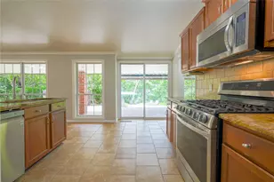2708 Cedar Point Dr, Waco, TX 76710 - Photo 13