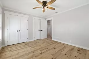 401 W Hillcrest St, Keene, TX 76059 - Photo 25
