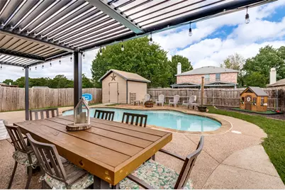 6015 Pietro Drive, Grand Prairie, TX 75052 - Photo 1