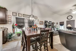 301 Billy Wickliffe Dr, Wilmer, TX 75172 - Photo 3