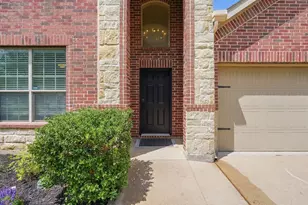 1365 Broadmoor Dr, Burleson, TX 76028 - Photo 5