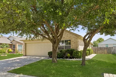 1116 Cottonwood Drive, Crowley, TX 76036 - Photo 3