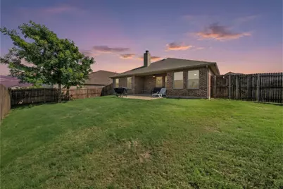 381 Coral Vine Lane, Burleson, TX 76028 - Photo 29