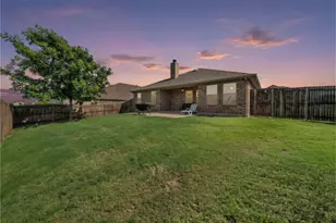 381 Coral Vine Ln, Burleson, TX 76028 - Photo 29