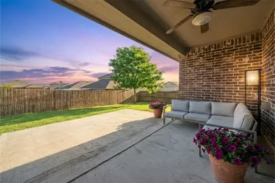 381 Coral Vine Lane, Burleson, TX 76028 - Photo 3