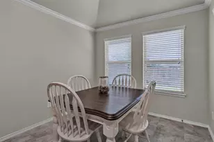 381 Coral Vine Ln, Burleson, TX 76028 - Photo 15