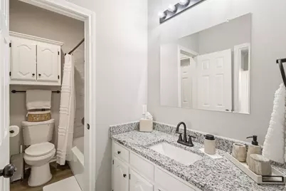 2111 Rheims Drive, Carrollton, TX 75006 - Photo 15