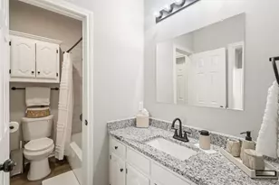 2111 Rheims Dr, Carrollton, TX 75006 - Photo 15