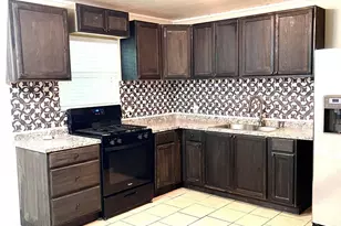 3921 Avenue H, Fort Worth, TX 76105 - Photo 3