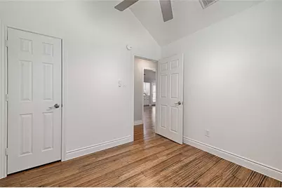 2831 Silverspring Road, Carrollton, TX 75006 - Photo 27