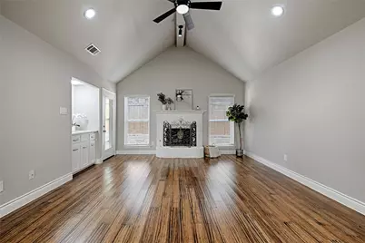 2831 Silverspring Road, Carrollton, TX 75006 - Photo 9