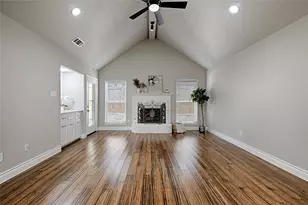2831 Silverspring Rd, Carrollton, TX 75006 - Photo 9
