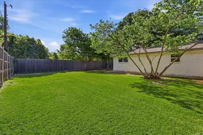 1140 Simpson Drive, Hurst, TX 76053 - Photo 37