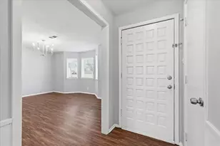 1140 Simpson Dr, Hurst, TX 76053 - Photo 3
