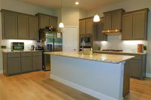 1021 Pitch Pine St, Hickory Creek, TX 75065 - Photo 9