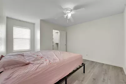 824 Duck Pond Dr, Grand Prairie, TX 75052 - Photo 17