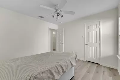 824 Duck Pond Dr, Grand Prairie, TX 75052 - Photo 21