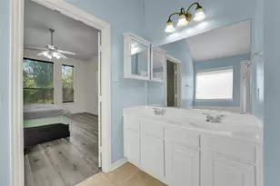 824 Duck Pond Dr, Grand Prairie, TX 75052 - Photo 23