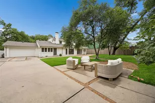 13220 Wittmore Cir, Dallas, TX 75240 - Photo 37