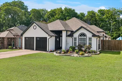 804 Clover Hill Lane, Cedar Hill, TX 75104 - Photo 1