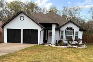 804 Clover Hill Ln, Cedar Hill, TX 75104 - Photo 1