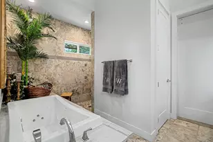 131 Live Oak Dr, Whitney, TX 76692 - Photo 27