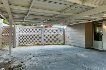 2726 Starcrest Lane, Farmers Branch, TX 75234 - Photo 23