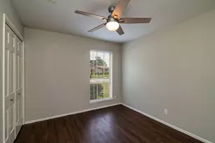 2726 Starcrest Ln, Farmers Branch, TX 75234 - Photo 15