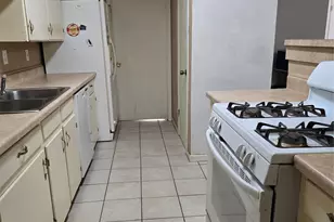 1601 McAnear St, Cleburne, TX 76033 - Photo 5