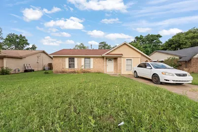 1601 McAnear Street, Cleburne, TX 76033 - Photo 1