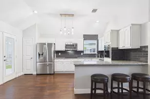 1405 Meadowbrook Dr, McKinney, TX 75069 - Photo 9