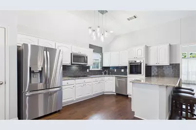 1405 Meadowbrook Drive, McKinney, TX 75069 - Photo 7