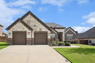 707 Chaparral Rd, Sanger, TX 76266 - Photo 1