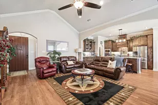 707 Chaparral Rd, Sanger, TX 76266 - Photo 11