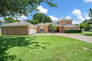 602 Highland Hls Ln, Highland Village, TX 75077 - Photo 1