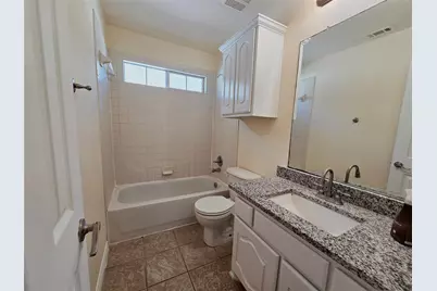 5207 W Cove Way, Grand Prairie, TX 75052 - Photo 25