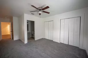 924 E Leuda St, Fort Worth, TX 76104 - Photo 17