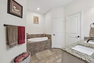 279 Marina Dr, Azle, TX 76020 - Photo 17