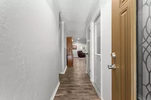 806 S Ave O, Clifton, TX 76634 - Photo 9