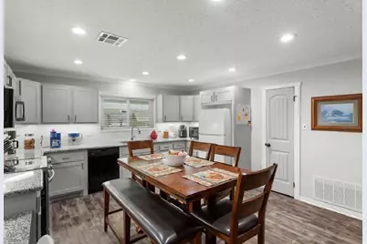 806 S Avenue O, Clifton, TX 76634 - Photo 13