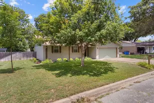 806 S Ave O, Clifton, TX 76634 - Photo 3