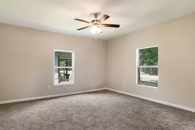 562 SW 1st, Paris, TX 75460 - Photo 9