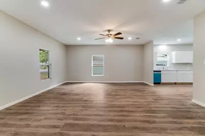 562 SW 1st, Paris, TX 75460 - Photo 3