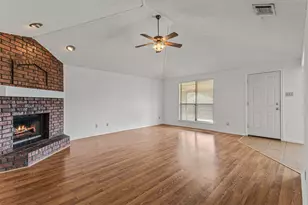 1422 Stiles Ct, Midlothian, TX 76065 - Photo 7