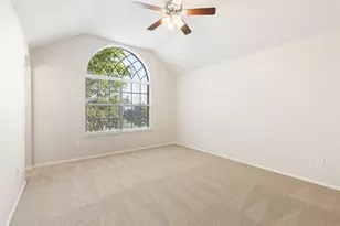 9750 Grassland Dr, Frisco, TX 75035 - Photo 23