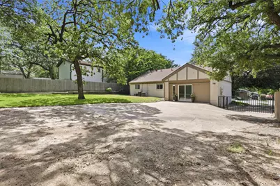 240 Timberlake Drive, Azle, TX 76020 - Photo 31