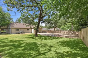 240 Timberlake Dr, Azle, TX 76020 - Photo 31