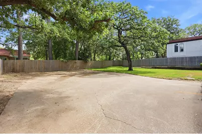 240 Timberlake Drive, Azle, TX 76020 - Photo 29