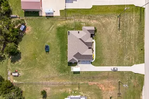 6913 Veal Station Rd, Weatherford, TX 76085 - Photo 27
