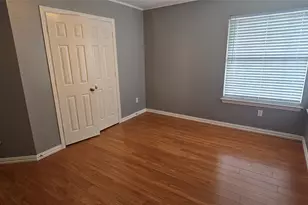 5725 Champion Ct, Arlington, TX 76017 - Photo 15